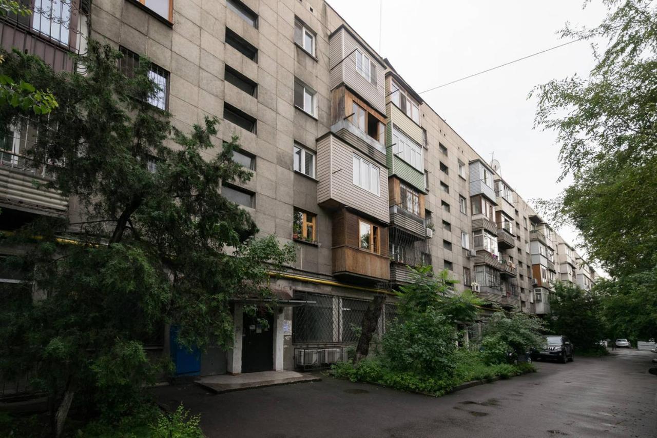Nadezhda Apartments On Gogol Street 117 Алматы Экстерьер фото